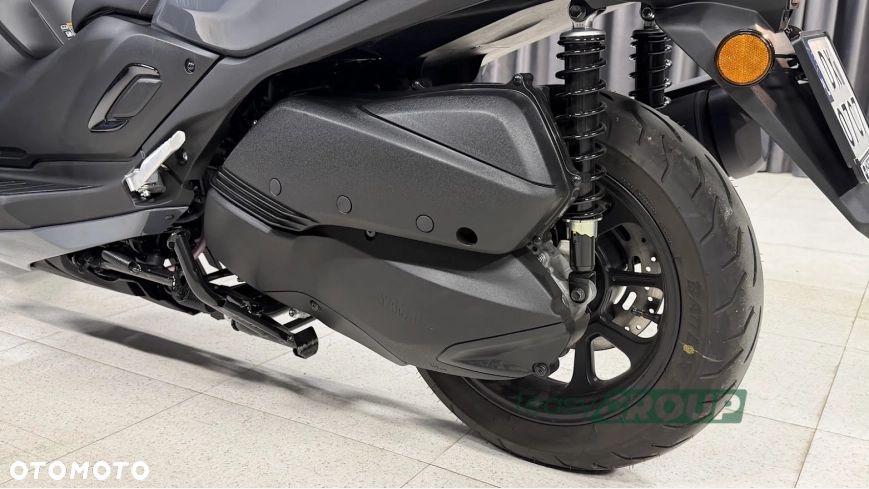 Yamaha Tricity - 18