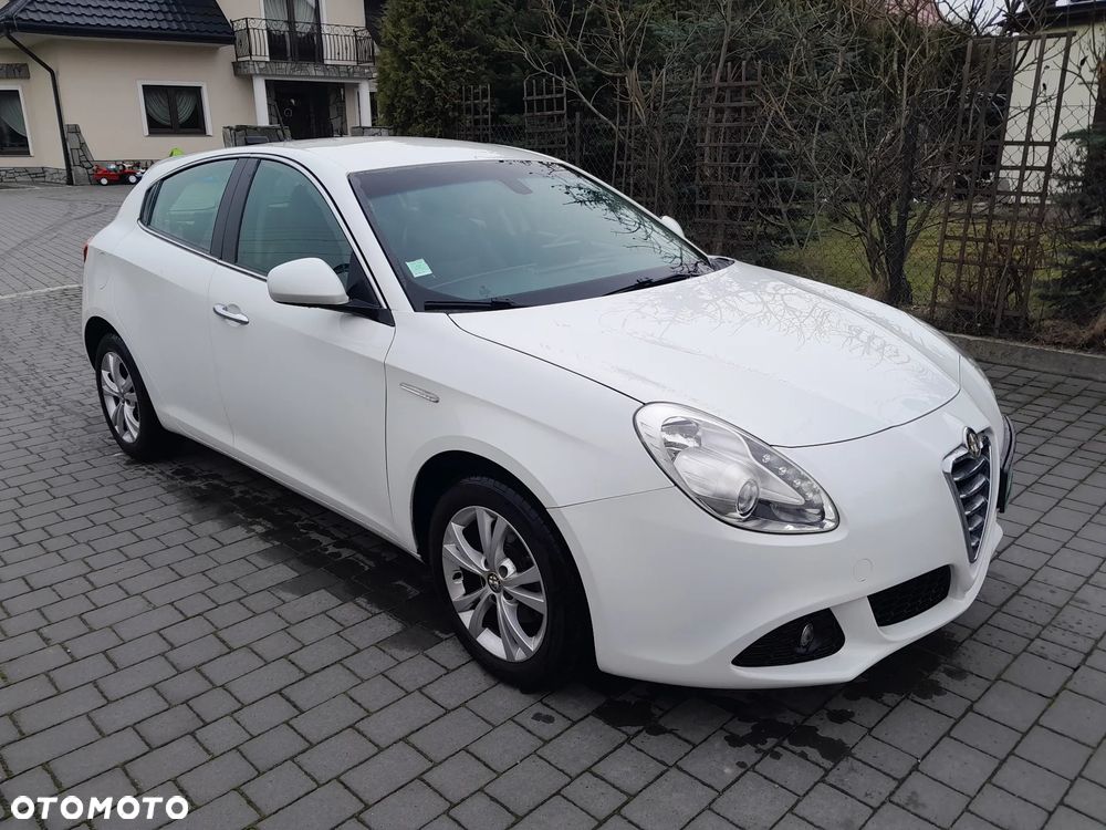 Alfa Romeo Giulietta 1.6 JTDM Veloce - 3