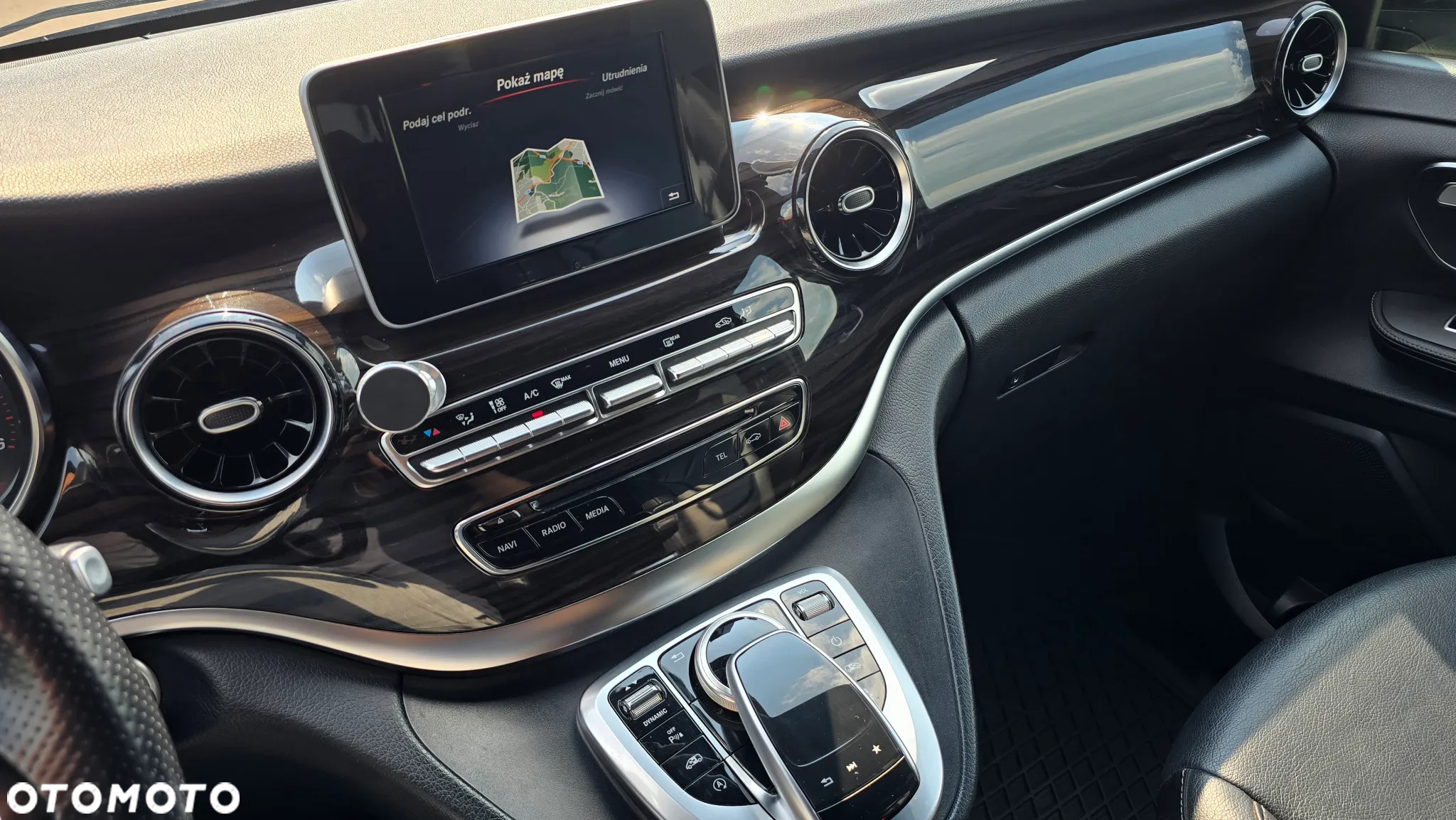 Mercedes-Benz Klasa V 300 d 4-Matic Avantgarde 9G-Tronic (d³ugi) - 31