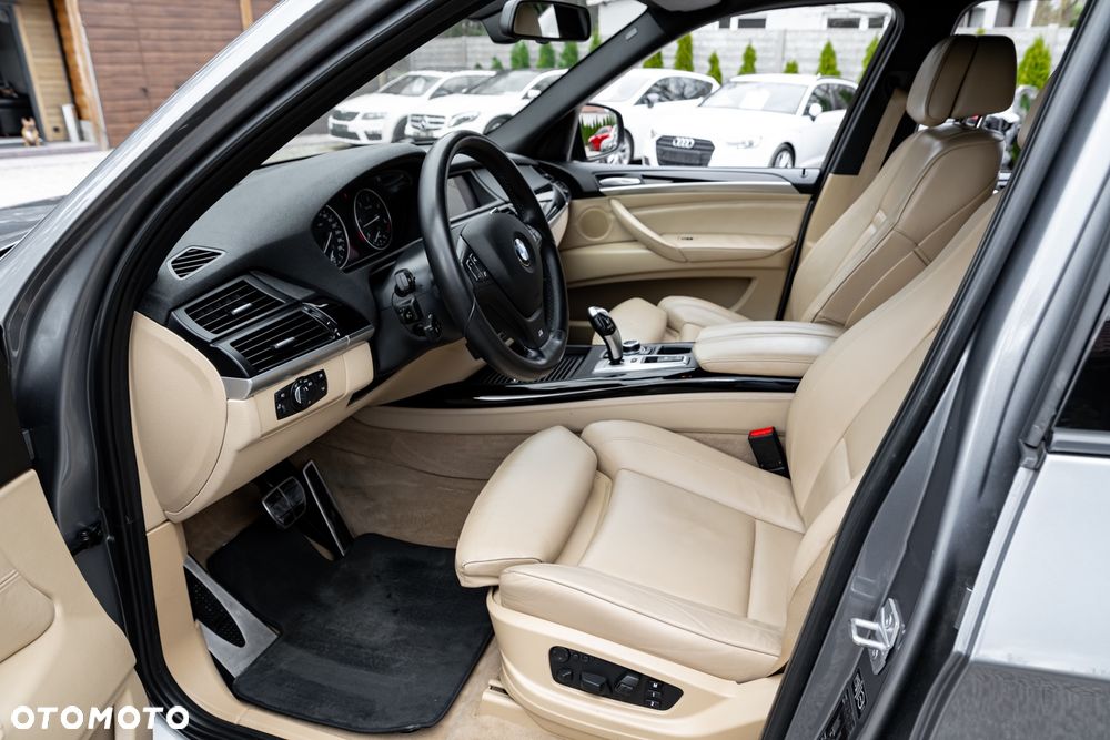 BMW X5 4.0d xDrive - 17