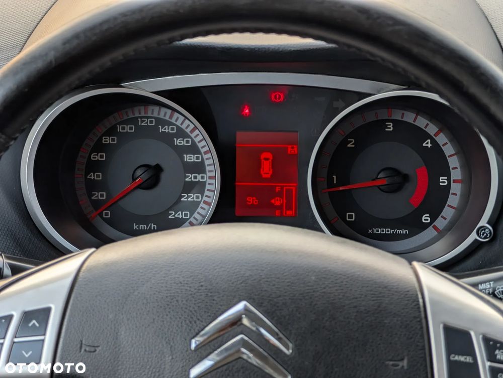 Citroën C-Crosser 2.2 HDi Exclusive - 26