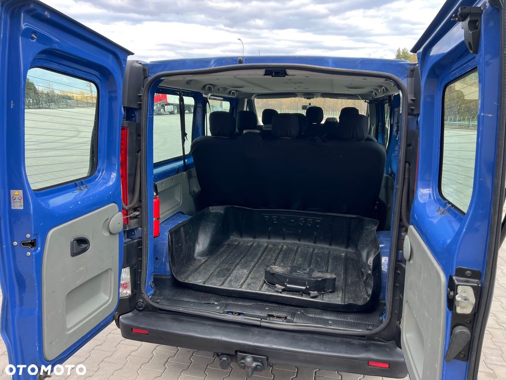 Renault Trafic L1H1 Passenger Lux - 11