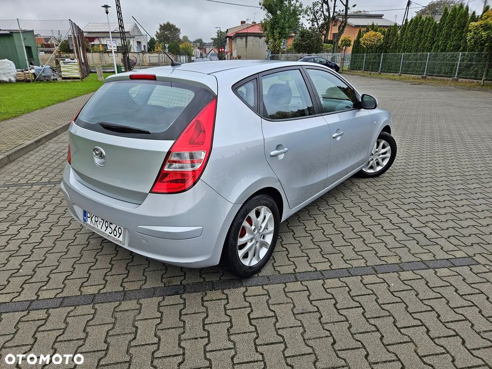 Hyundai i30 1.6 Premium - 6