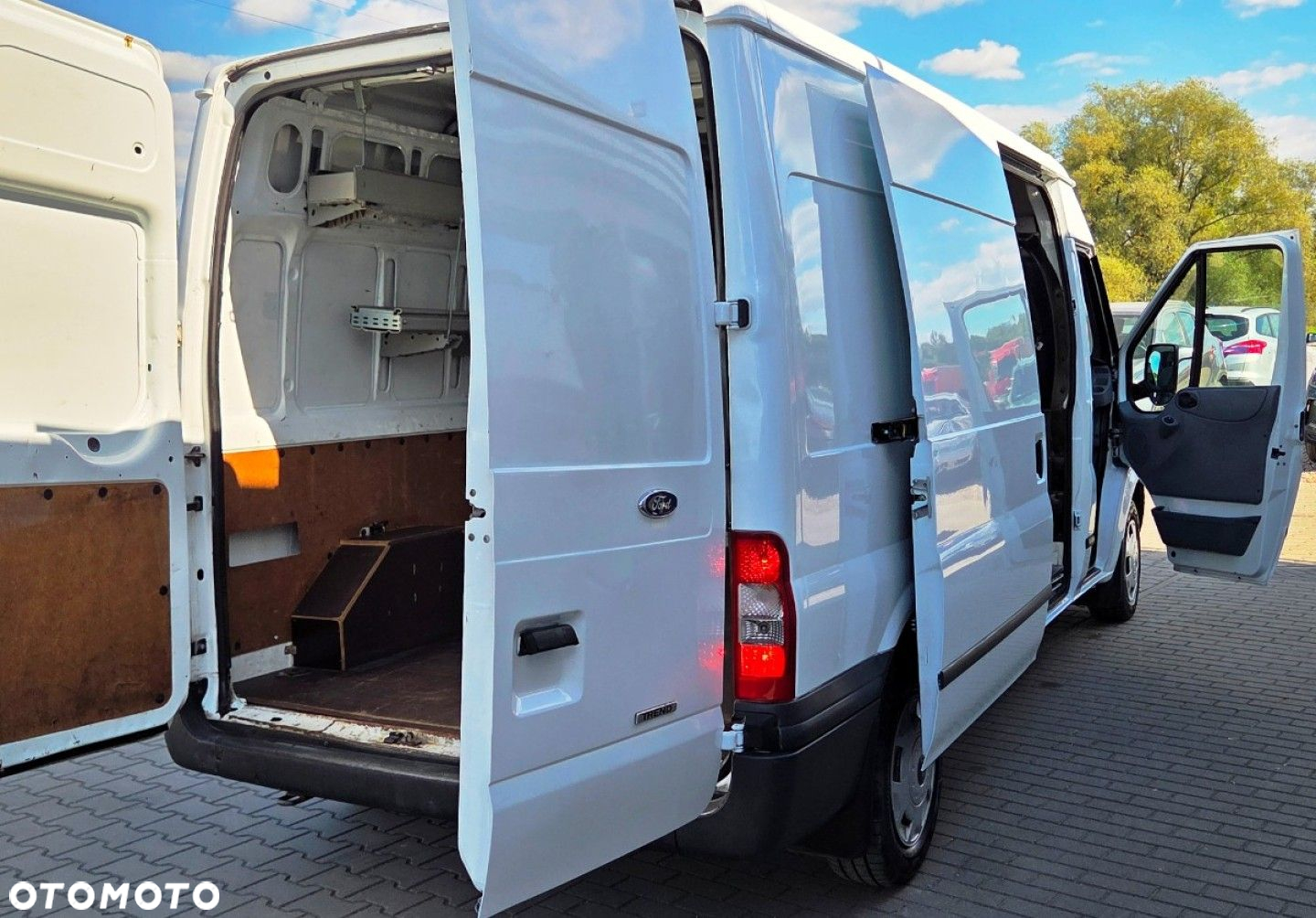 Ford Transit - 32