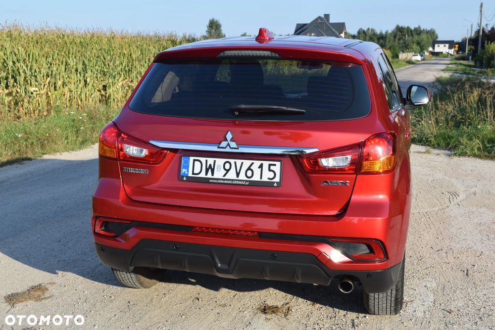 Mitsubishi ASX - 10