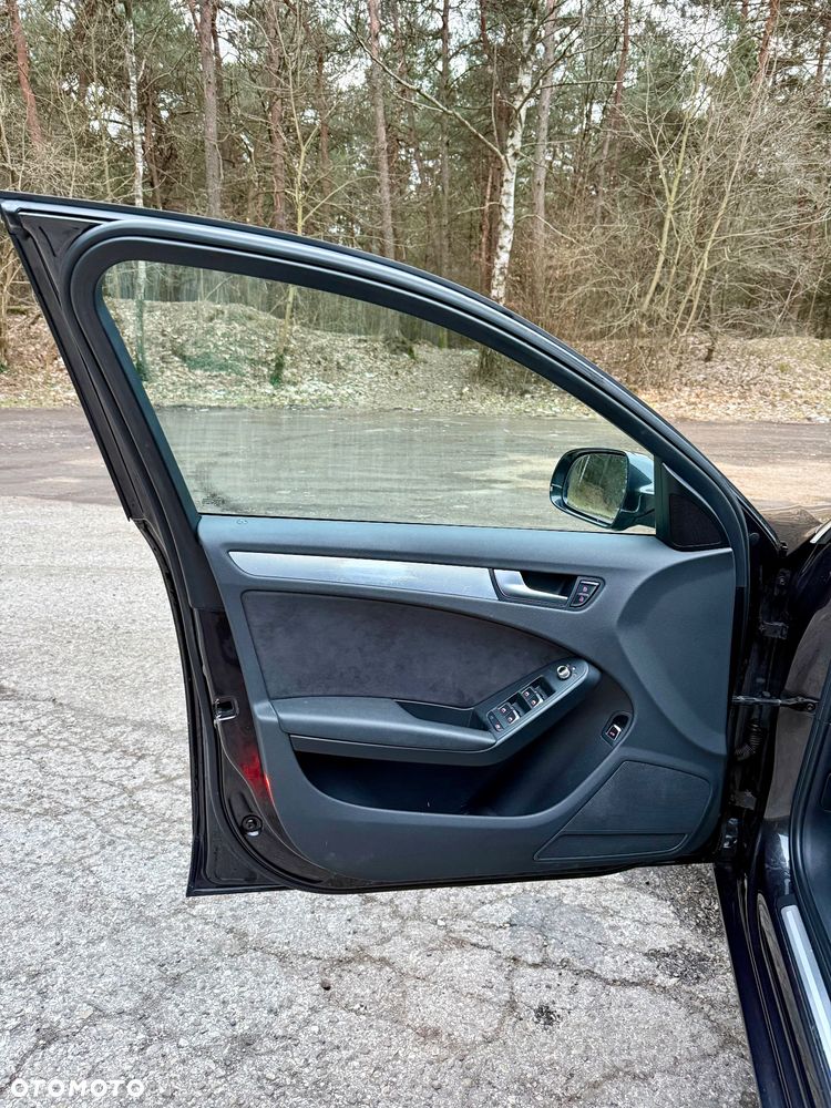 Audi A4 Avant 2.0 TDI DPF multitronic Attraction - 29