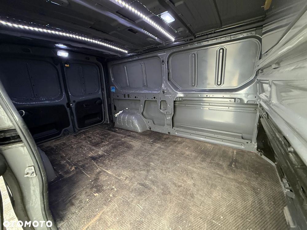 Renault Trafic L2H1 - 14