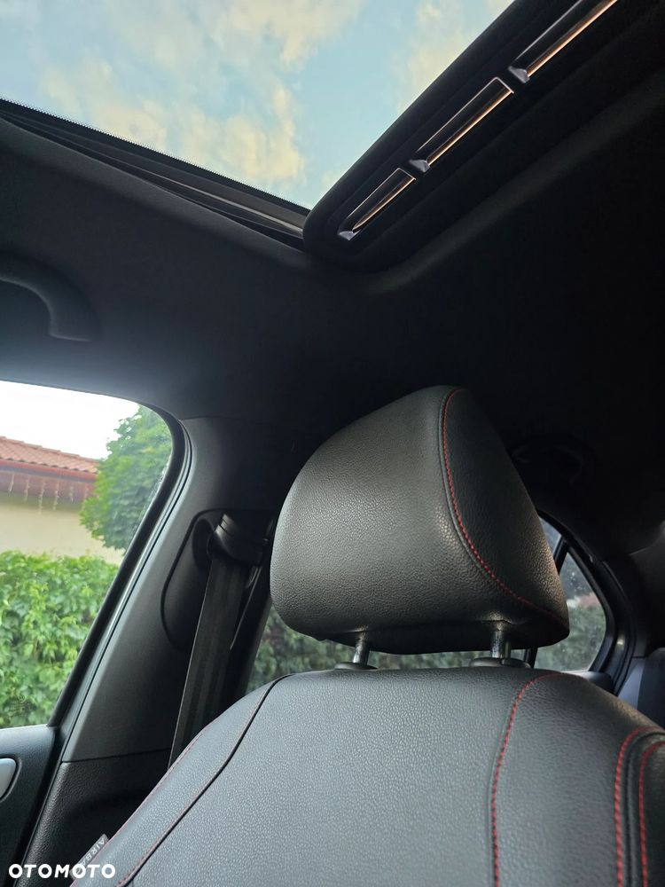 Volkswagen Jetta 2.0 TSI Highline - 30