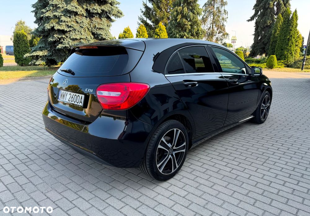 Mercedes-Benz Klasa A 180 CDI Autotronic Elegance Special Edition - 3