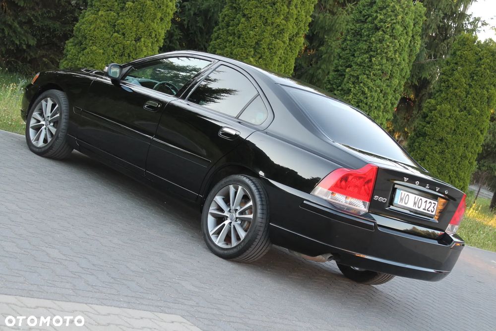 Volvo S60 2.4 Comfort - 19