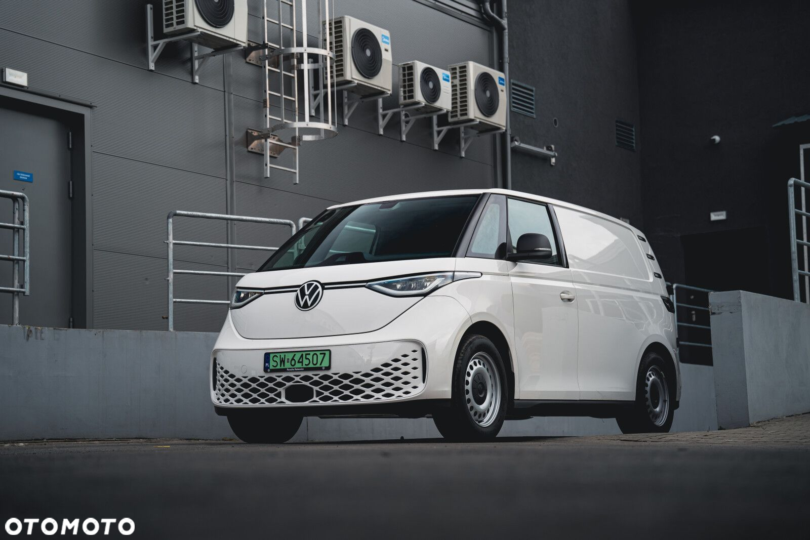 Volkswagen ID. Buzz Cargo L1 204 KM - 3