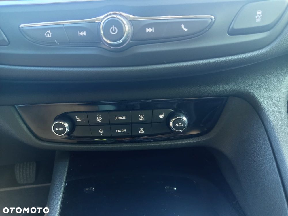 Opel Insignia - 11