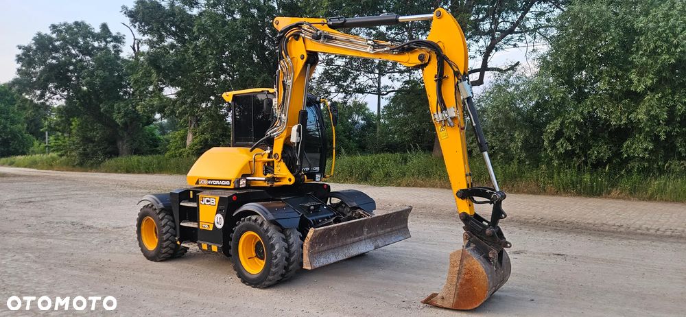 JCB HYDRADIG - 6