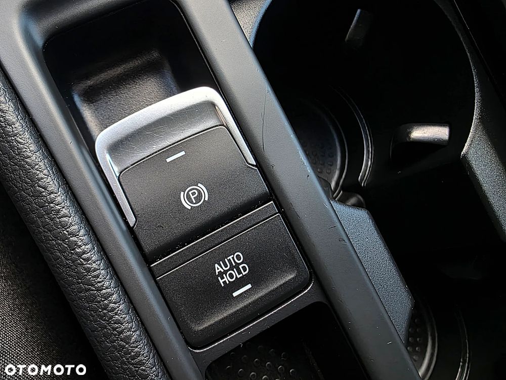 Volkswagen Golf 2.0 TDI SCR DSG Move - 22