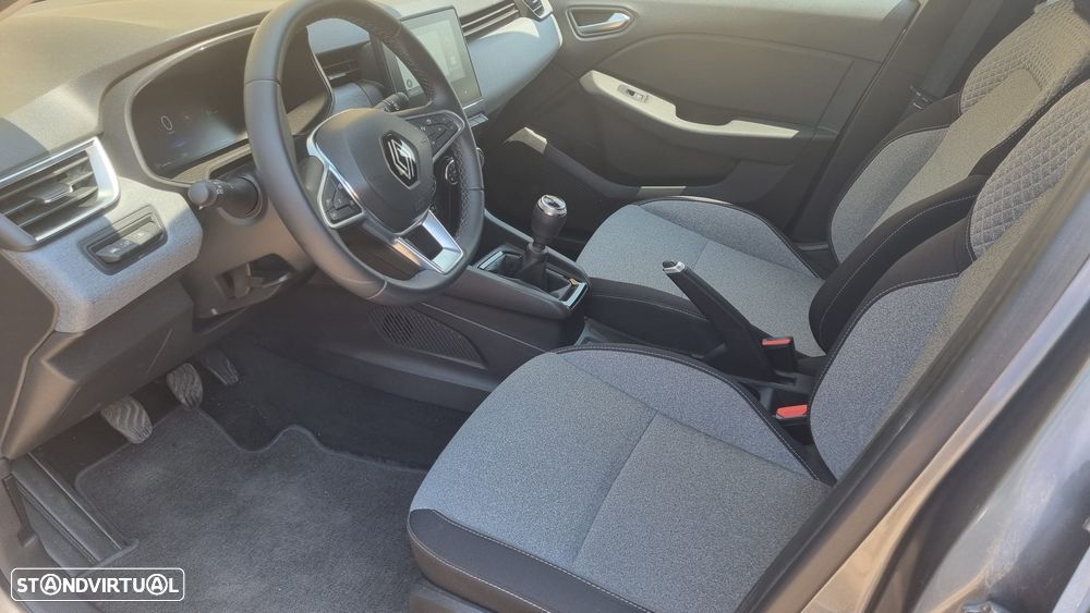 Renault Clio 1.5 Blue dCi Evolution - 23