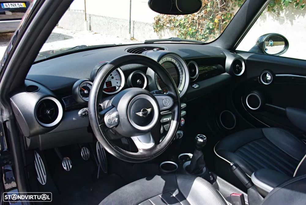 MINI Cabrio Cooper S - 21