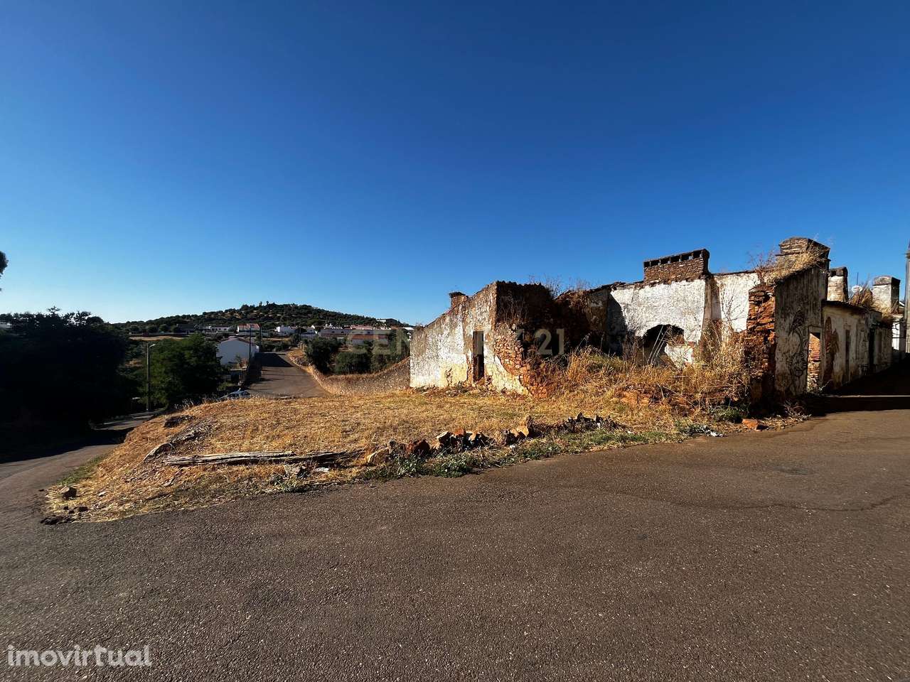 Casa térrea para recuperação total em Vila Boím - Elvas ideal para inv - Grande imagem: 4/12