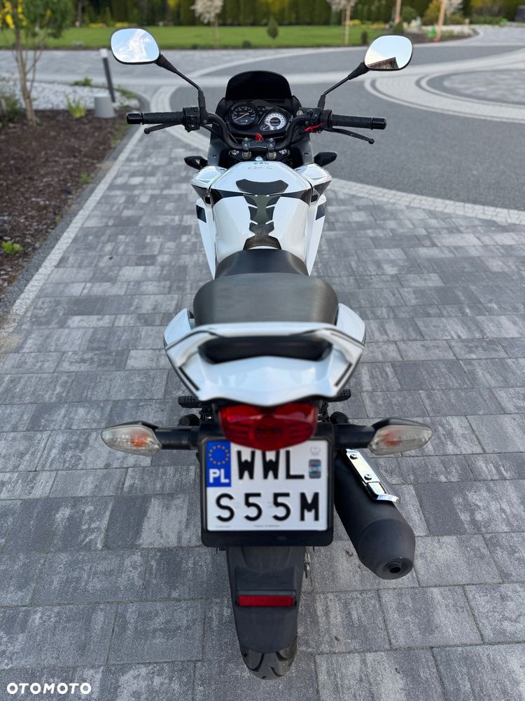 Honda CBF - 12