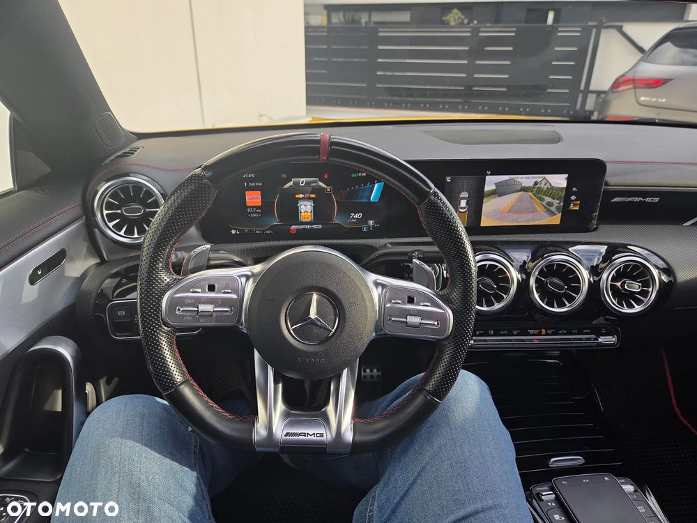 Mercedes-Benz CLA - 29
