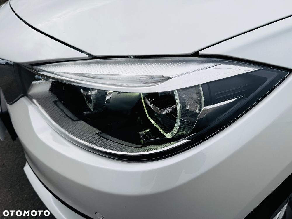 BMW 3GT 320d Sport-Aut Sport Line - 40