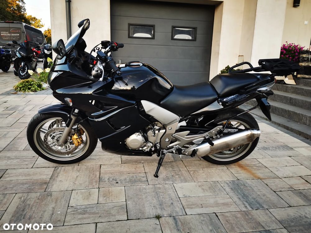 Honda CBF - 6