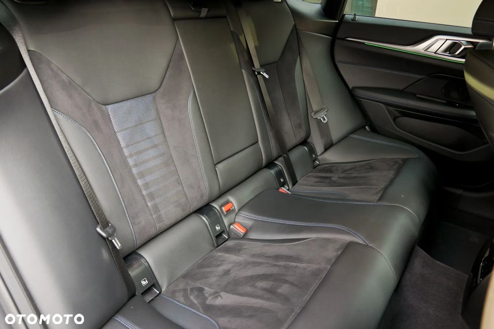 BMW Seria 4 420d xDrive mHEV M Sport - 15