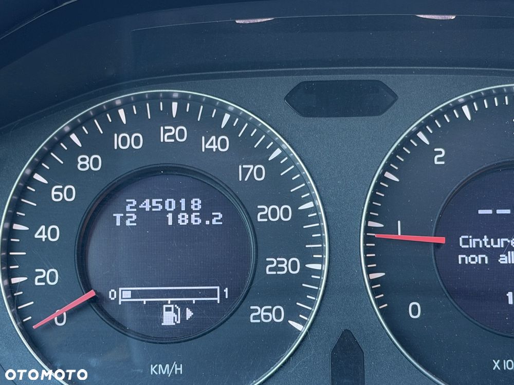 Volvo V70 2.0D Summum - 22