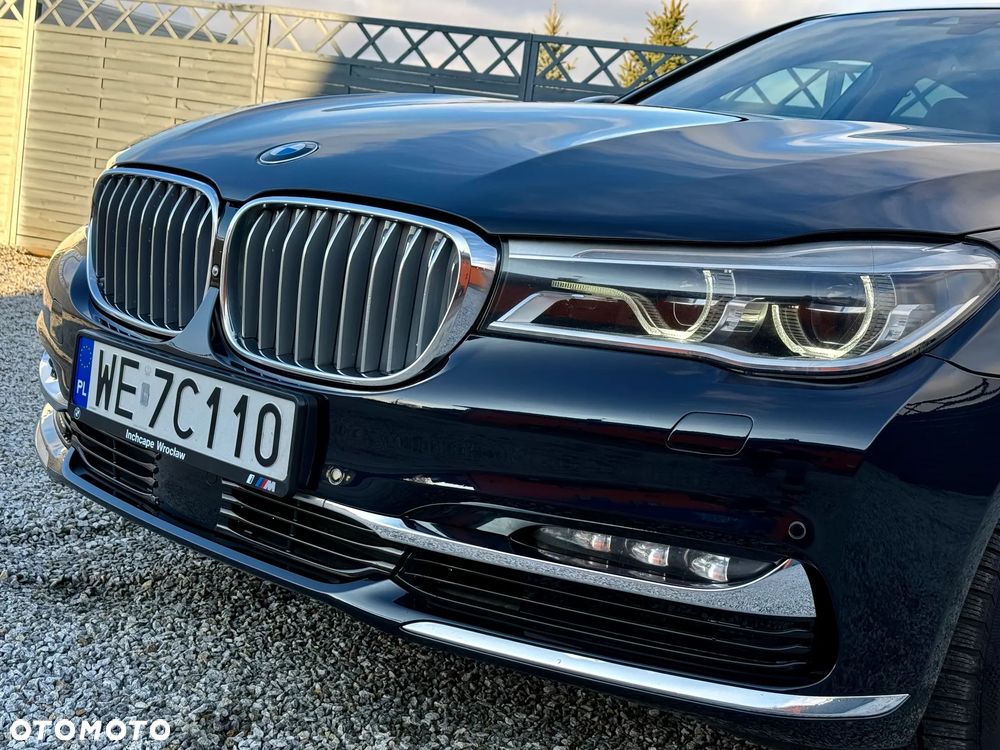 BMW Seria 7 740d xDrive - 25