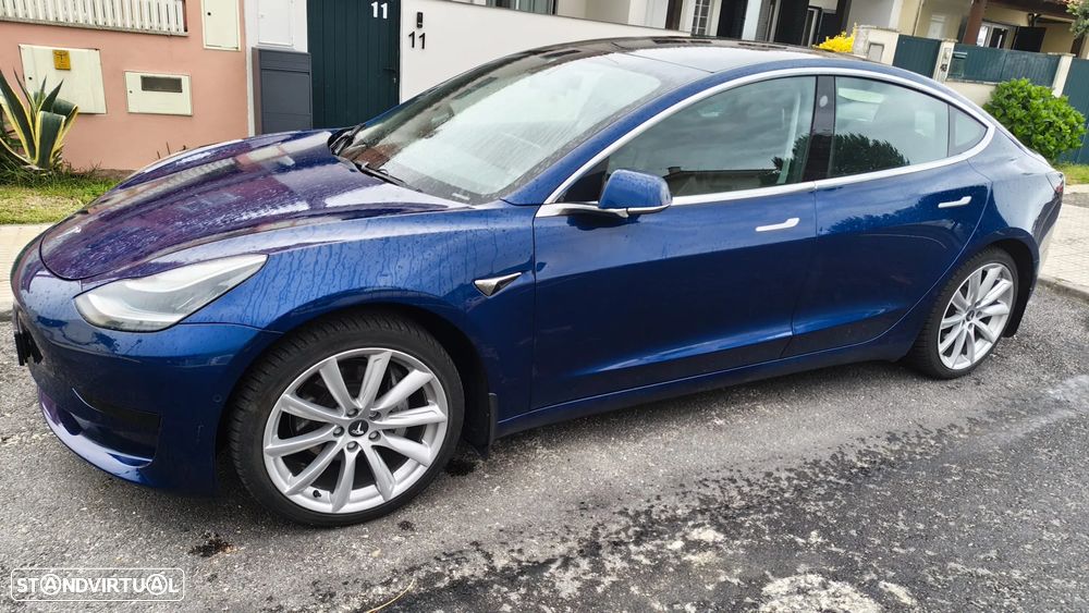 Tesla Model 3 Standard Range Plus RWD - 3