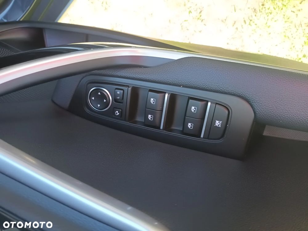 Kia XCeed - 14