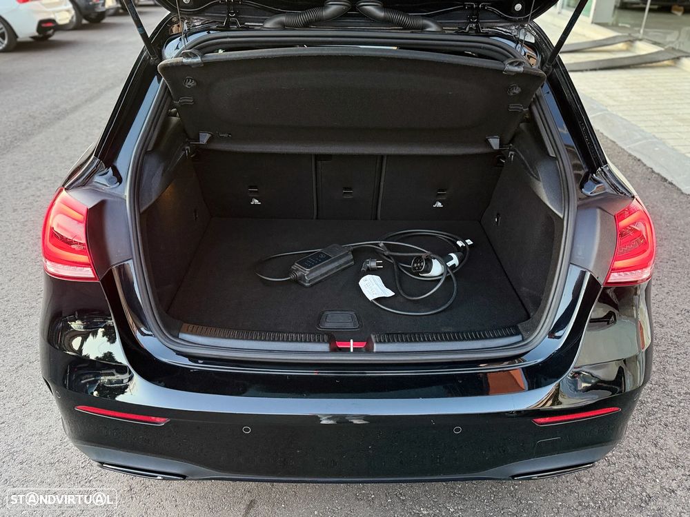 Mercedes-Benz A 250 e AMG Line - 10