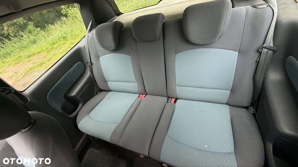 Renault Clio - 6