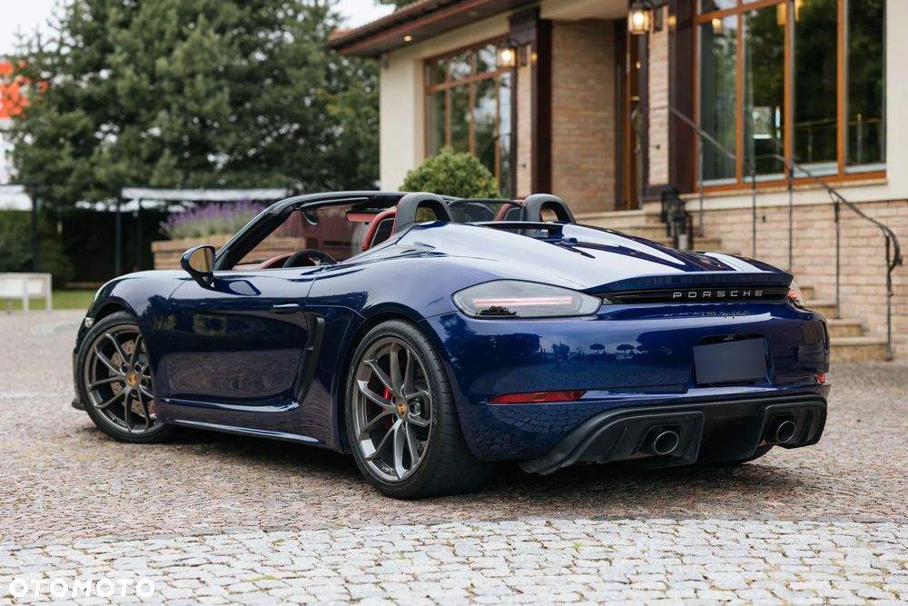 Porsche 718 Boxster Spyder - 1