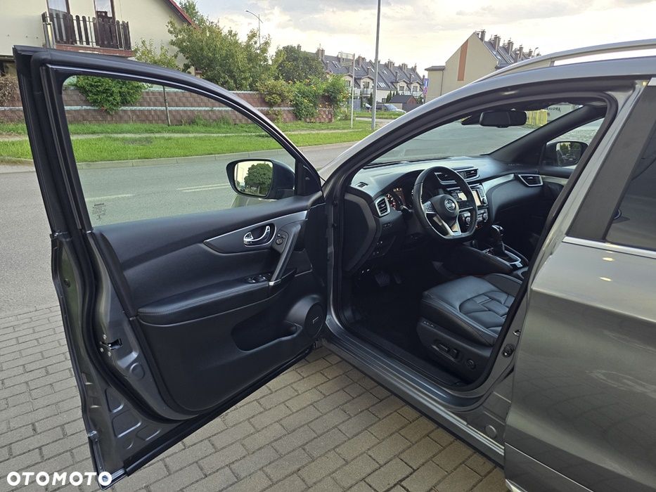 Nissan Qashqai 1.3 DIG-T Tekna+ DCT - 31