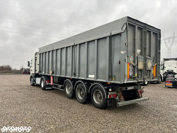 Benalu 48m3 / 2006 / na poduszkach / zbożówka / Import Francja