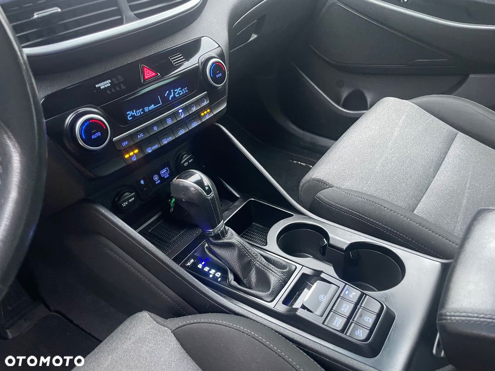 Hyundai Tucson blue 1.6 CRDi 2WD DCT Style - 21