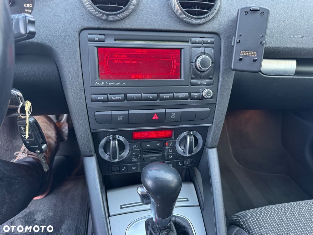 Audi A3 Sportback 2.0 TDI DPF (DSG) S tronic Attraction - 8