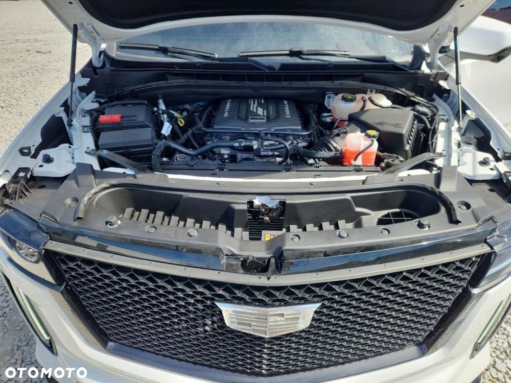 Cadillac Escalade - 7