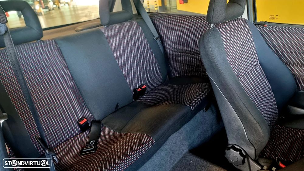 Opel Corsa 1.5 TD Sport - 9