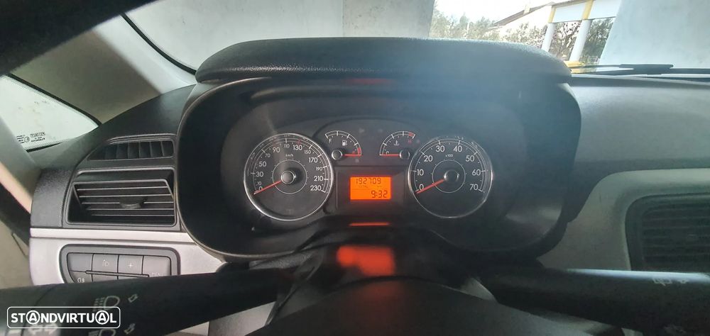 Fiat Grande Punto 1.3 M-Jet Active - 4