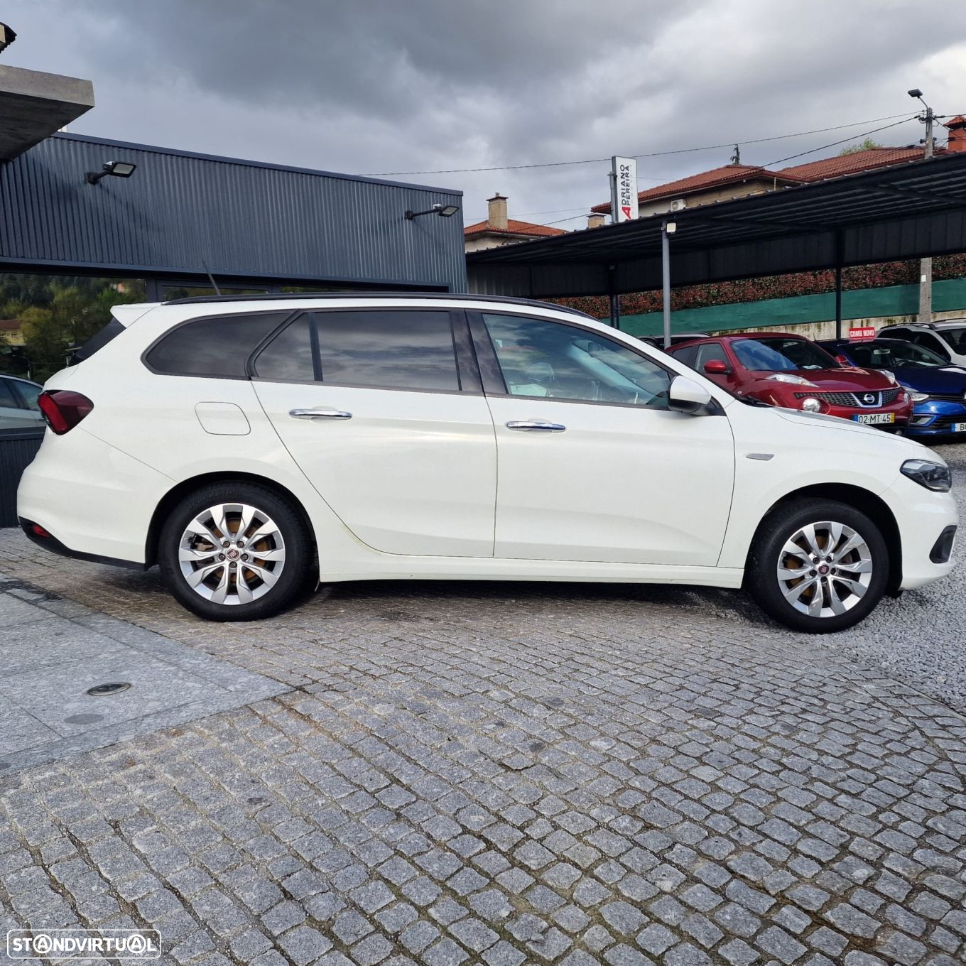 Fiat Tipo Station Wagon 1.3 M-Jet Lounge - 11