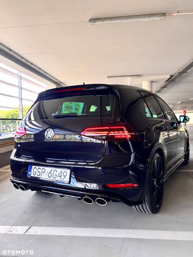 Volkswagen Golf - 7