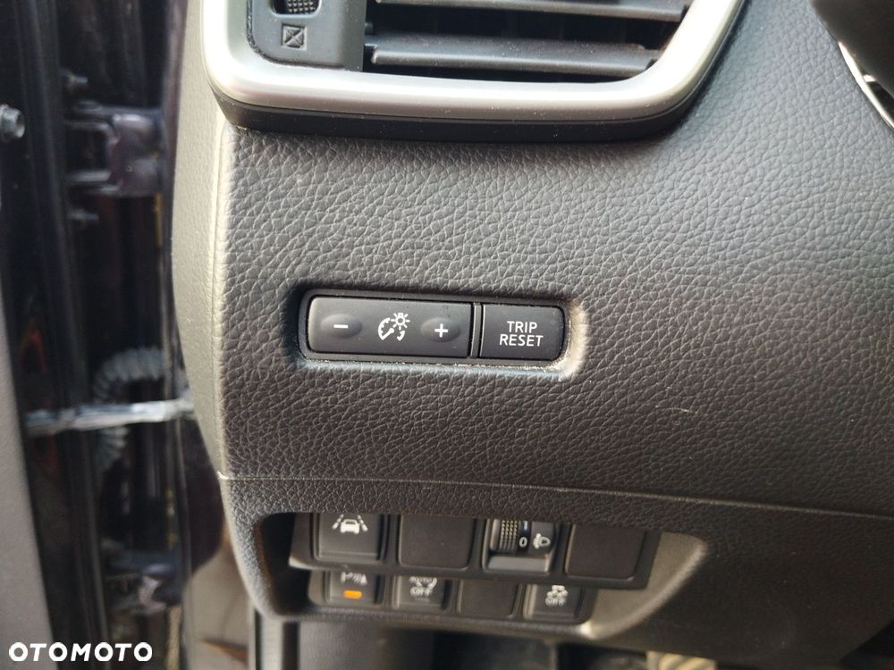 Nissan Qashqai 1.6 DIG-T N-Connecta - 18