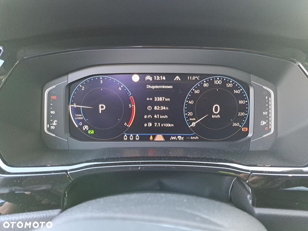 Volkswagen Touran - 14