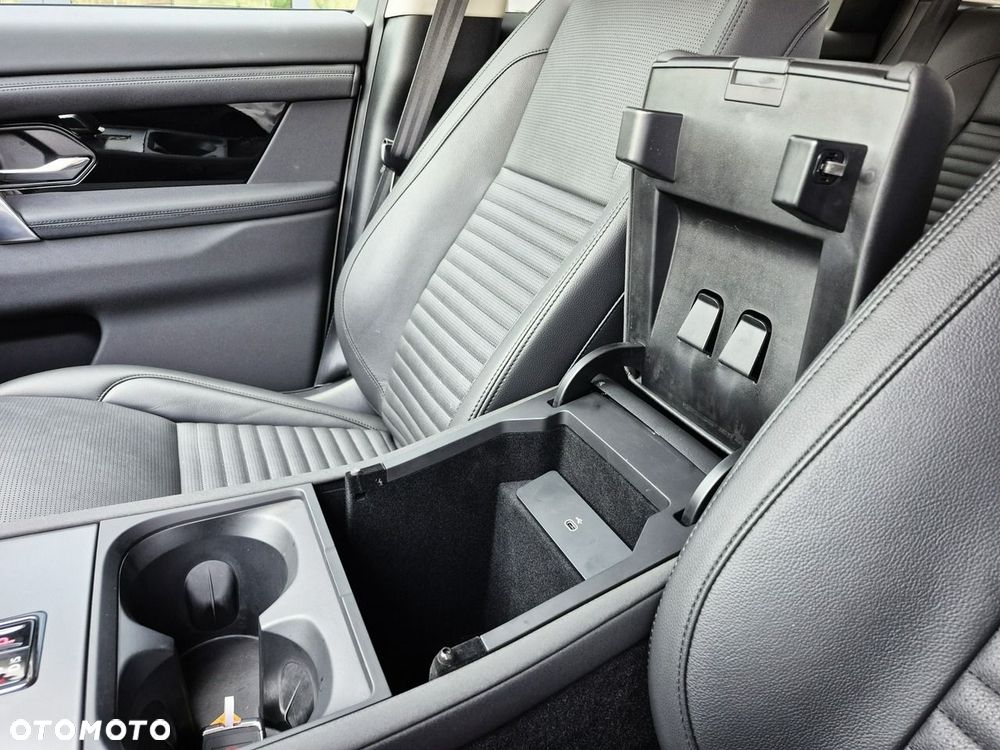 Land Rover Discovery Sport D200 - 41