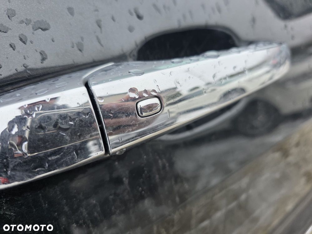 Jeep Grand Cherokee - 16