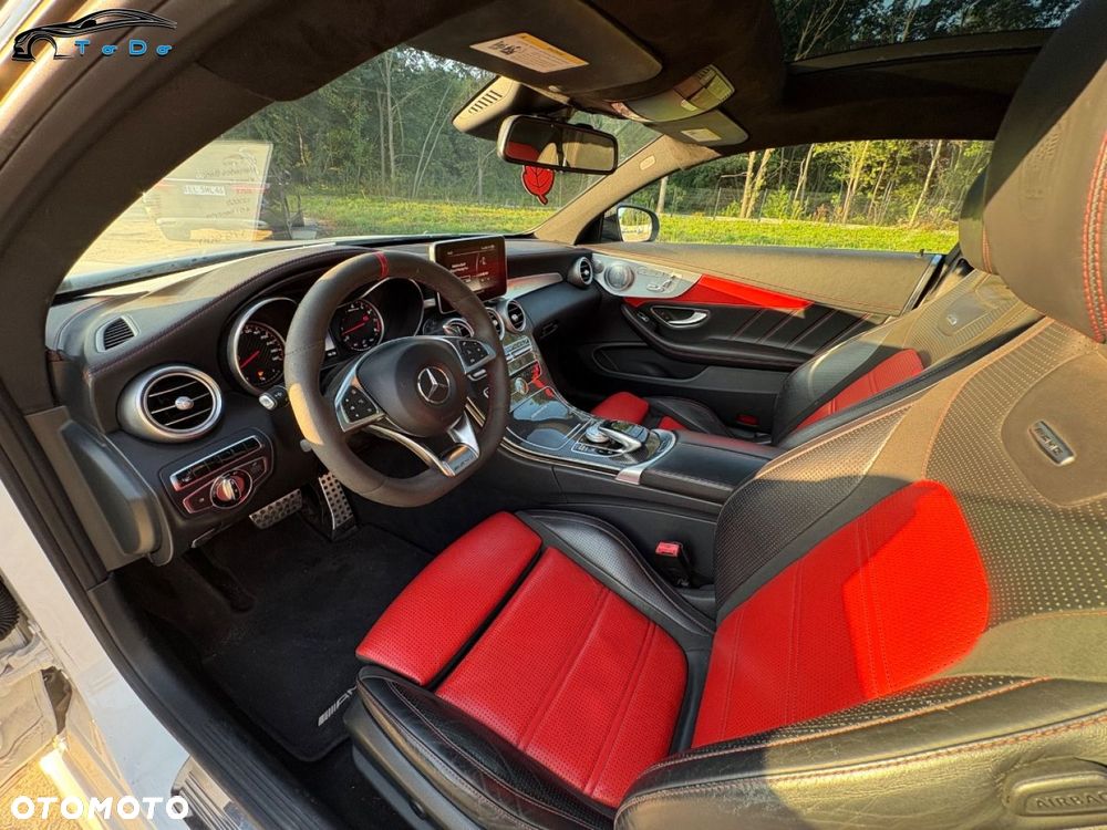 Mercedes-Benz Klasa C AMG 63 S - 16