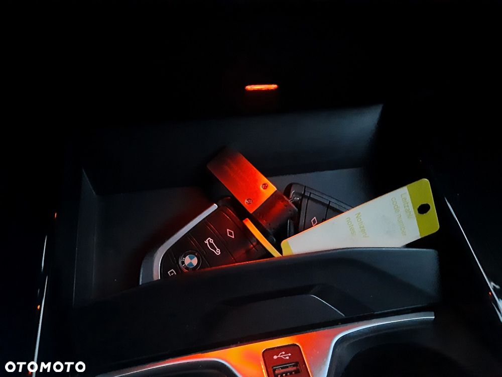 BMW Seria 1 118i M Sport - 37