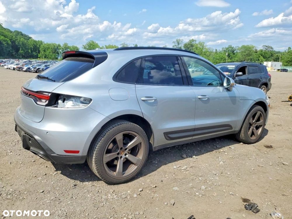 Porsche Macan - 2