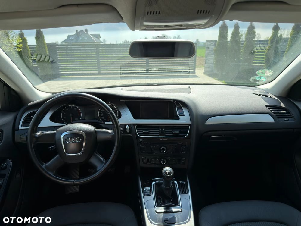 Audi A4 Limousine 2.0 TFSI Ambiente - 34